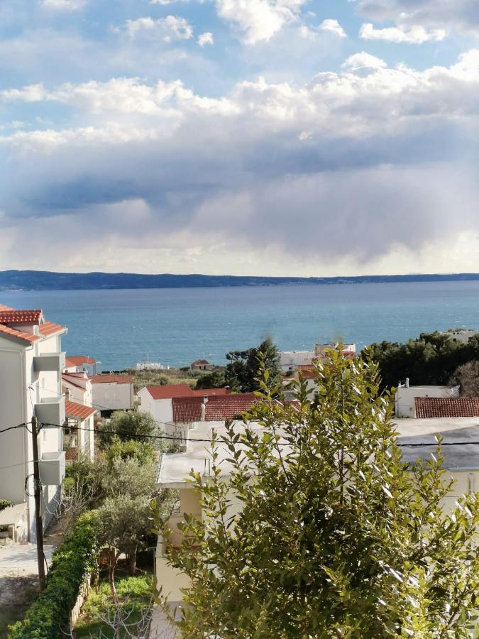 Apartman Pejic Podstrana Bagian luar foto