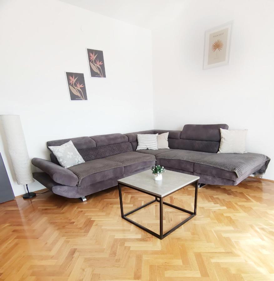 Apartman Pejic Podstrana Bagian luar foto